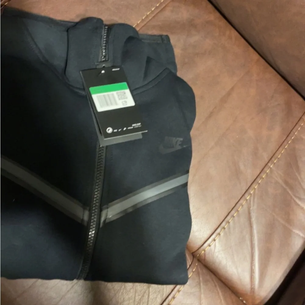 Nike Tech Fleece Full-Zip Hoodie! - Picture 2 of 4